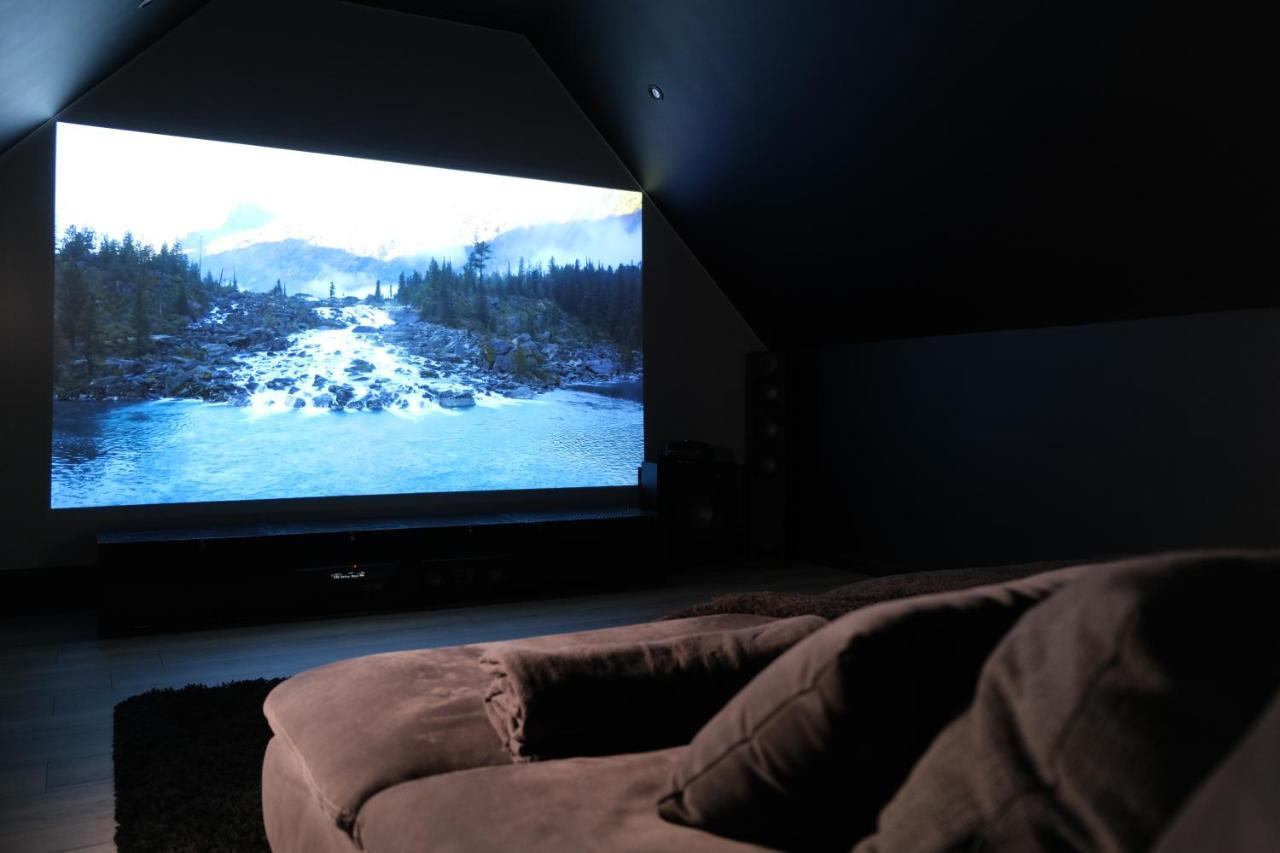 Home Family Cinema Seclin Exterior foto