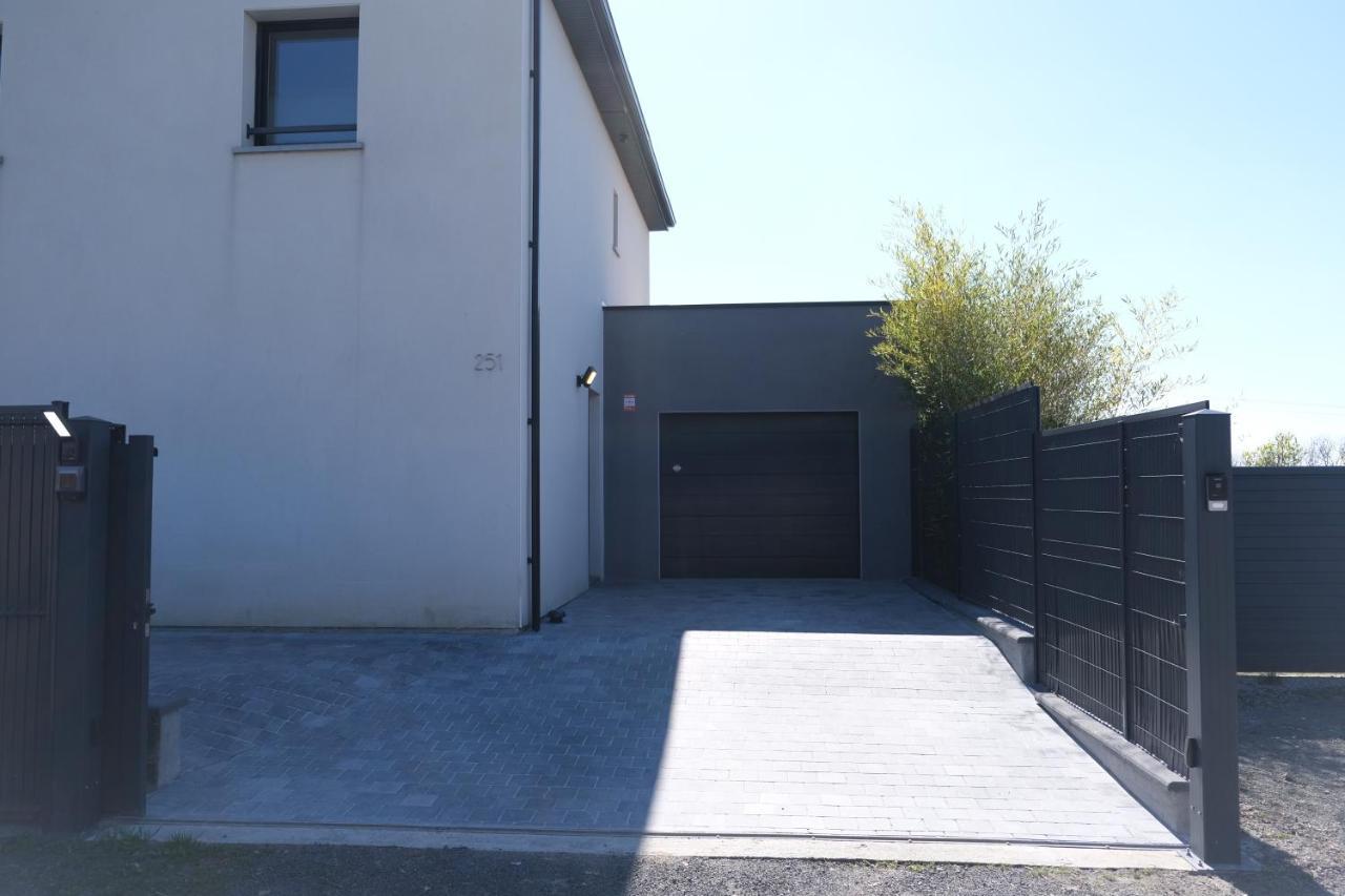 Home Family Cinema Seclin Exterior foto